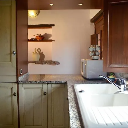 Country house Les Gasoveres Rocabruna